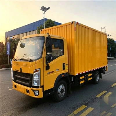 SINOTRUK HOWO Heavy Duty Mobile Maintenance Vehicle suppliers