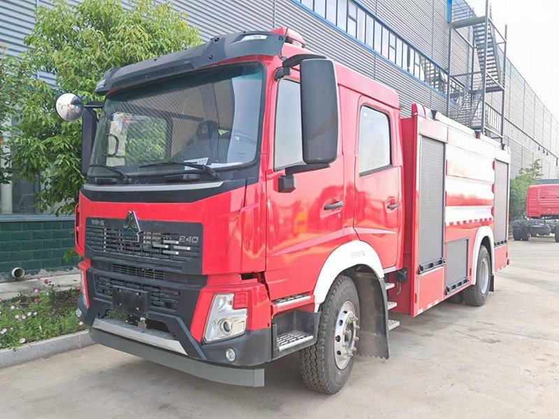 HOWO 8 Ton Fire Truck Foam high quality