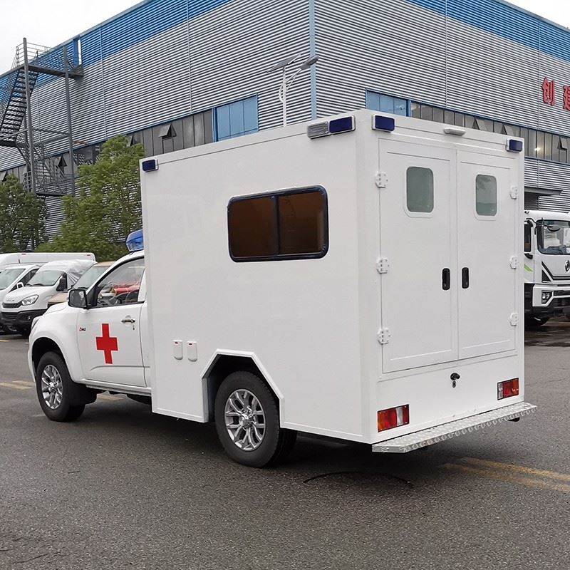 Isuzu 4x4 Off Road Pickup Ambulance high quality